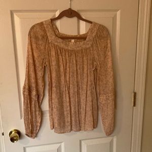 Lauren Conrad size small pink floral tunic